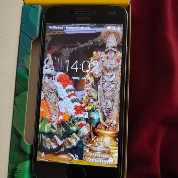 Moto g5 plus - Picture 1 of 2